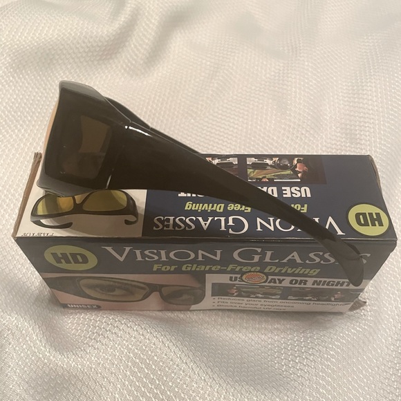 HD Vision Glare-Free Motorcycle Driving Glasses - Picture 3 of 4